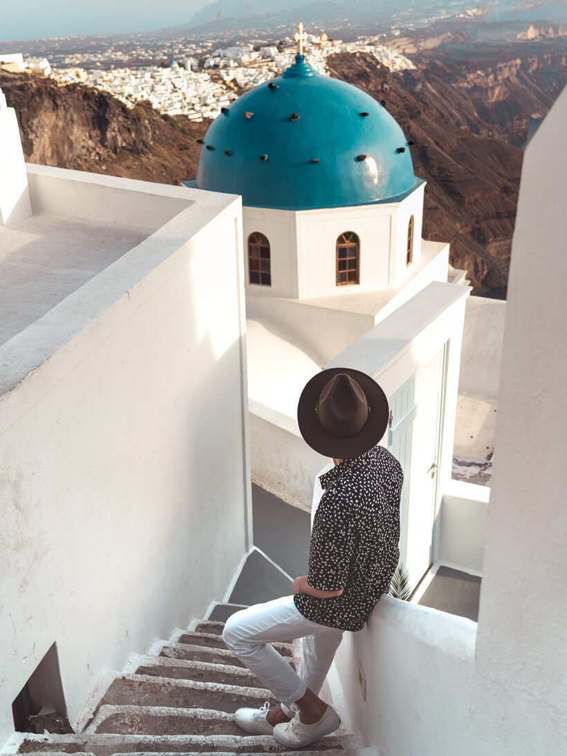 narrow streets of Imerovigli